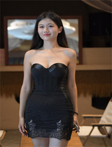《极少数的吻》