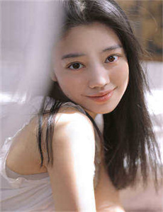 《淫男乱女小雄小说》