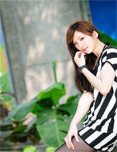 《童颜美女全集免费播放》